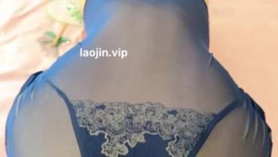 私拍精品【摄影师系列】28岁极品小少妇，居家情趣装透视，特写私处，超清画质一流