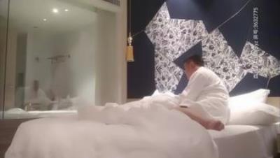 全国探花精品作之奔驰女第6部无日期第二场吃点宵夜接着操被他啪得快死掉听译字幕4K增强版