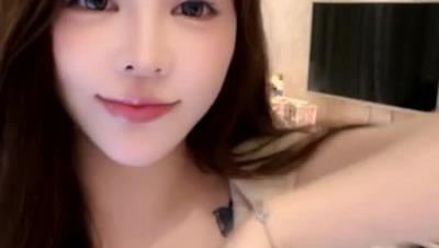 ️精品推荐️完美颜值巨乳女神『炸土豆』顶级尤物洗澡私处脱毛AV棒自慰喷水