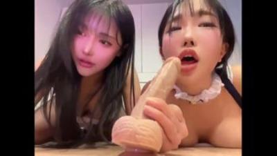 大奶肥臀S曲线，顶级模特【Yunjini】最新订阅福利，脸穴同框自慰啪啪阿黑颜，史上最大尺度