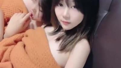 四女三男，淫乱盛宴开启【同学】有好几个妹子很有姿色，全部露脸，嫩，粉，呻吟声震天响！