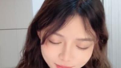 闪闪发光的小嫩逼 绝对天花板的女神 人美逼嫩【咪咪酱】脱光光大秀