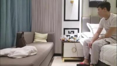 小祁探花 - 约操白衣少妇打针脸 白衣少妇叫声骚 屌大小伙捅断腰 4K听校中文字幕