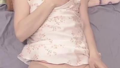 毛娇又去外地教课了，又是到了我与大姨子欢愉的时刻了，豹纹红丝，黑丝玩弄小穴1『喜欢我的大姨子』9月18日更新