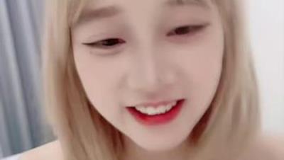 群P淫乱盛宴『小艺同学』新人轻熟女小姨加入淫乱派对 清纯中带点淫荡 淫声荡语环绕 男人终极梦想盛宴