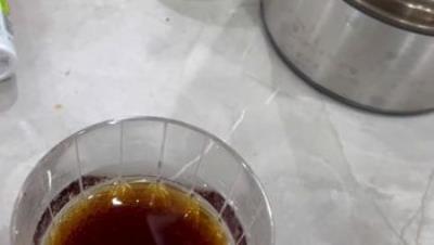 【精品乱伦】奶气草莓 - 做家教的吊带丝袜嫂子 灌醉哥哥去卧室休息  在客厅把嫂子操的淫水乱流 超清源码
