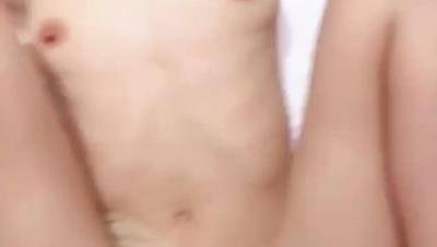 【茜茜酱】少萝小母狗被大鸡巴干得死去活来 直接操喷水 炮火激烈 宛如战场 射满骚逼 (2)