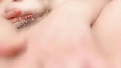 大奶子御姐 正宗一字马【极品御姐】屁股超大 逼毛浓厚掰开小穴很是粉嫩 奶子乱甩 高难度倒立 尿尿 爽的很 (1)