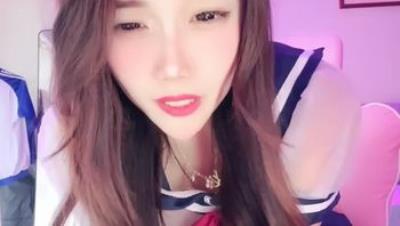 神级女神【董小姐】高端女神！模特身材~裸舞~道具自慰~白浆直流！01(5V)