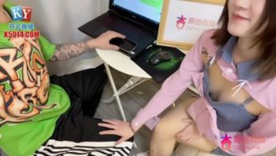 杏吧-清纯学妹约炮网友-一炮到天亮