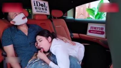 爱豆传媒DG5675试驾小米YU7户外无套车震性感女销售-林沫