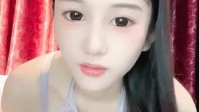 顶级女模【18岁昆明女模】魔鬼身材粉嫩美穴水嫩多汁 1(4V)