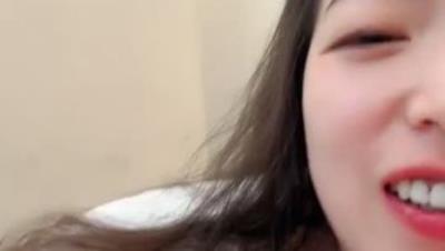 超级女神下海 红边黑丝诱惑 风骚裸舞【婉宝儿】跳蛋自慰~高潮~喷水好爽 2(4V)