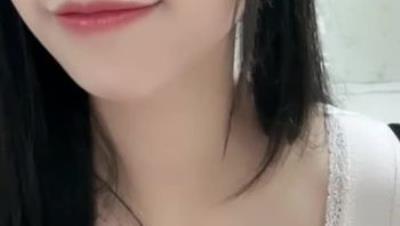 户外【女主】11.4深夜河边勾搭钓鱼佬从野外操到家里内射 女人骚起来简直可怕 (1)