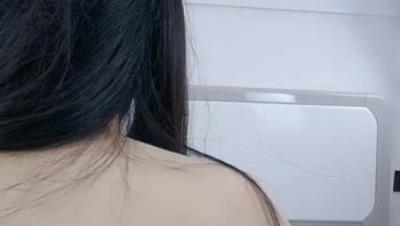 真TM刺激【邻家妹妹】眼镜妹就是骚 身材颜值都俱佳 阳台发骚啪啪 吃鸡坐乘 男主舔菊花满嘴屎味 (3)