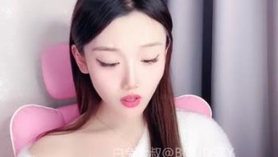 神级女神【董小姐】高端女神！模特身材~裸舞~道具自慰~白浆直流！12(6V)