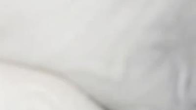 包养女大『苏北养女』试试楼梯道赶紧操个。射在B里，然后让她蹲下流出来。差点被发现，赶紧跑