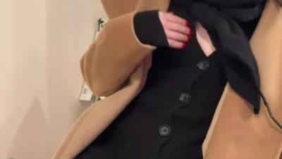 在欧留学生美女噗噗 人气博主  12月最新长片《宜家勾引路人 商场公卫口交 包臀后入 抬腿抽插 颜射》