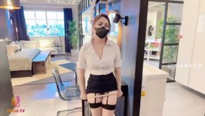 美杜莎~性感OL~美女销售宜家家居前出卖肉体换订单-丝袜OL足交~高潮喷水口爆露出~1