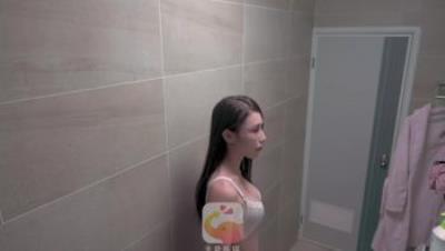 DA-68自己老婆與別人在床上放荡抽插季妍希