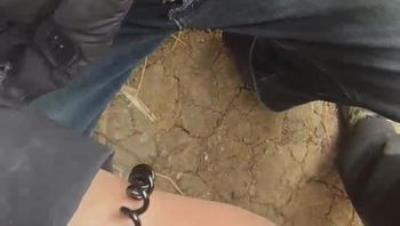 【精品乱伦】农村巨乳母子 - 父亲常年在外 农村母子记录养殖乱伦日常生活 在小动物旁边口交吮茎 巨乳榨射浓汁