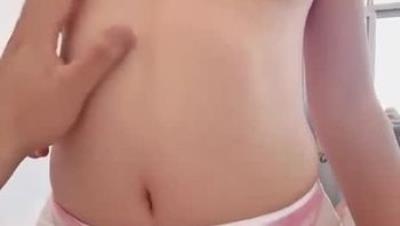 露脸,正是如狼似虎的年龄,姐姐们一个个的都好饥渴,刺激