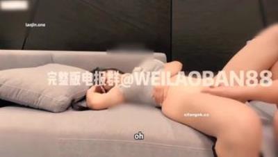 顶级大神【魏先生】超极品 剧情迷奸，顶级女神，白虎粉穴被狂草，沙发上瘫做一团！