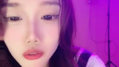 神级女神【董小姐】高端女神！模特身材~裸舞~道具自慰~白浆直流！11(5V)