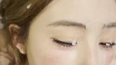 约啪极品反差台球助教！露脸颜射！这妹子太反差了，特别骚！趴在厕所镜子面前后入她，不要太爽！