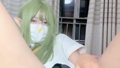 ️二次元coser回归【温卿】强制深喉口交 被金主无套输出 乳夹夹乳头 04(8V)