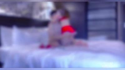 专约嫩妹大神『Jenny杰尼龟』银行业务女孩穿着圣诞装真是诱人 今天来送圣诞礼物了？各种女上招式 大家不要学坏