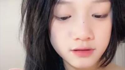 【e懒得喷】G奶女学生 极品身材 短毛嫩穴  闺蜜吧啦同筐 裸舞  跳蛋大鸡巴自慰 爽喷水 (9)