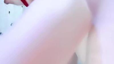 最美纯情校花 反差女大学生 【铁杉公主 】尺度骤升道具自慰哗哗喷水 (2)