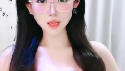 极品母狗音高颜值反差女大学生 【 铁杉公主 】校园白月光女神  纯欲天花板 全身雪白 逼逼粉嫩 奶大