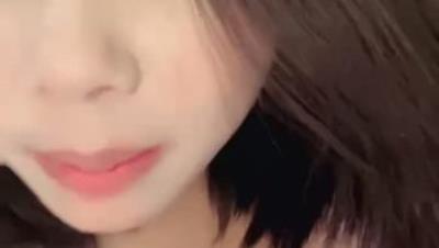 新人小仙女下海 超级漂亮【涵涵】粉嫩巨乳微胖大屁股 逼逼还是干净粉嫩的 揉穴道具自慰 极度诱惑 (3)