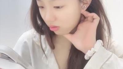 ️顶级舞蹈生【06清纯安静】极品大奶、男友用假阳具调教1(5V)