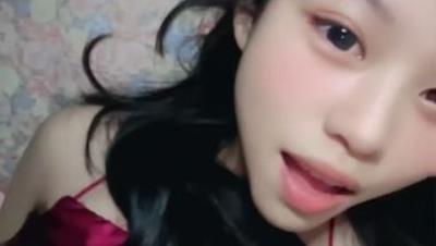 校花级女大学生【糖糖耶】下海福利，自力更生赚学费，宿舍放福利，又白又粉又嫩