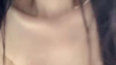 大奶女神D罩杯美乳御姐【D杯七七】合集三 超好大好圆的美乳美逼 蜜臀臀 道具自慰极品身材 (2)