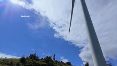 双人全裸户外，非常有艺术感，稻田小溪，高山乡村，吓坏了好几个打牌的老头