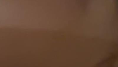 眼镜反差女大学生，被男友偷拍实录，妹子穿着性感的JK制服和连衣裙被男友无情爆操，表情真的太丰富了