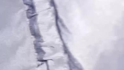 包养女大『苏北养女』大冷天的，来个刺激的，到小区周边的仙女湖公园打个野炮，还是有夜跑的人经过，刺激下