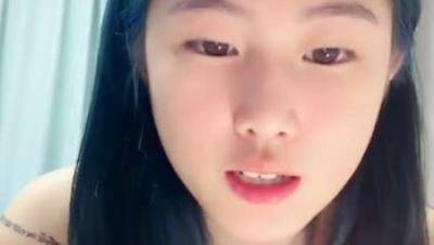 推荐 爆乳校花 首次被干【憨宝宝】男友搞完 又约大哥搞 自慰啪啪 逼毛浓厚好性感 爽的很 (2)