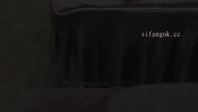 天花板露出狂人【cikaimoon】12月新作，全裸温泉，按摩，洗头被揩油摸奶(3V)2