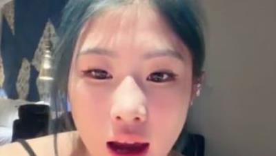 推荐 爆乳校花 首次被干【憨宝宝】男友搞完 又约大哥搞 自慰啪啪 逼毛浓厚好性感 爽的很 (10)