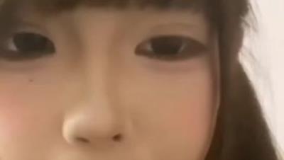 卡哇伊高颜值JK学妹【蛋挞大王】高价一对一，坚挺乳房掰穴视频连线