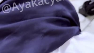 软萌甜美少女『绫香不吃香菜』枣子姐要被榨干了！白丝后入玉手榨精，双腿夹紧肉穴 对着镜子做爱狠狠后入