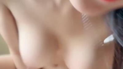 如花似水无敌风骚少妇大奶美乳肤白貌美逼肥水多揉奶玩逼其中一个逼毛特别浓厚还黑另类性感无套啪啪多P (5)