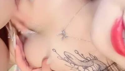 新人极品校花 嫩爆了啊【小琪饿了】美乳嫩穴大长腿雪白肌肤美足扣穴爽翻天掰穴特写裸舞自慰狂撸中 (2)