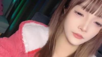 重磅尤物推荐【07阿茶吖】百年难得一见的自慰啪啪大秀 舔逼吸淫水无套啪啪喷水爽 跳蛋自慰 (3)