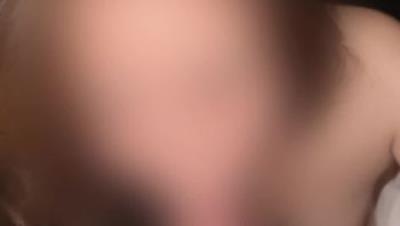 超骚反差博主【房东太太】17公分的弟弟，直接被口到射，少妇的渔网和技术真是一流的！